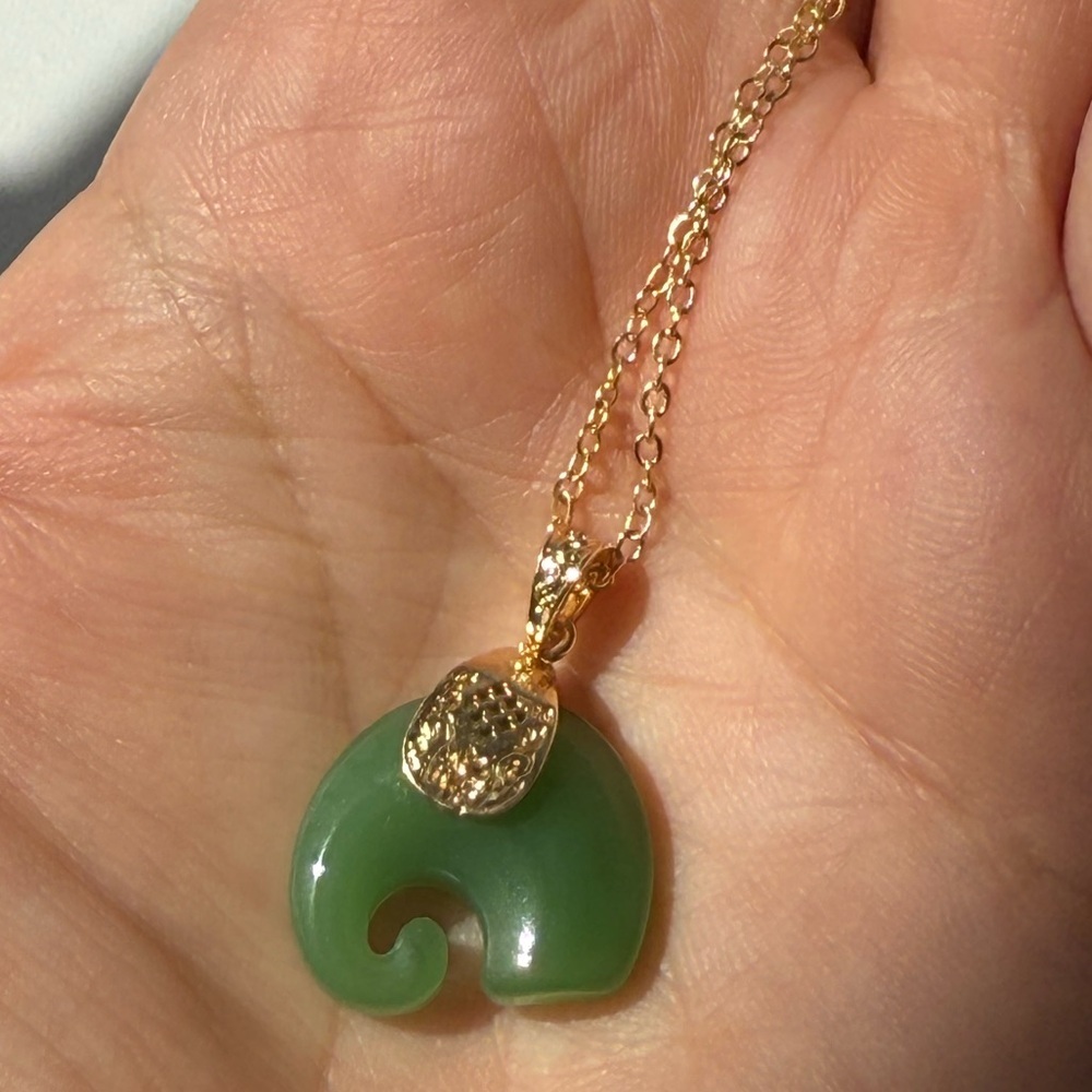Natural Necklace Green Jade Elephant Pendant | 18K Gold Plated Chain Necklace - Picture 9 of 12